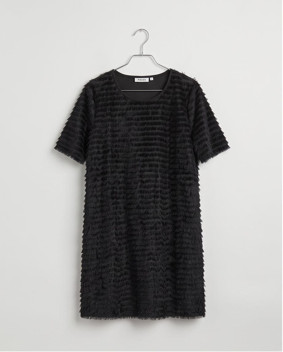 PIECES robe noire - très bon état - taille L