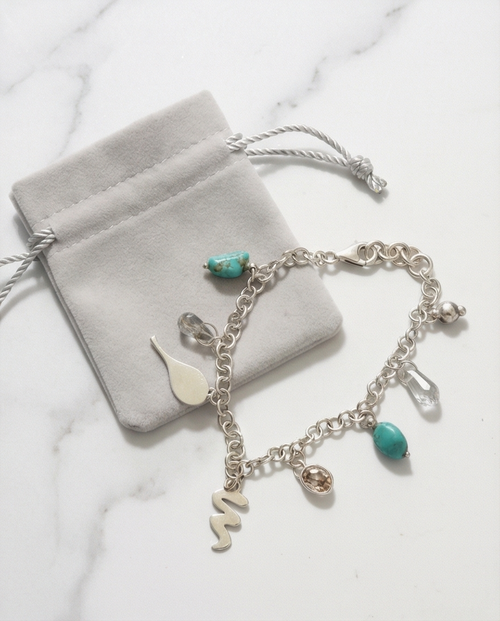 Bracelet  charms, turquoise, cristal de roche - neuf