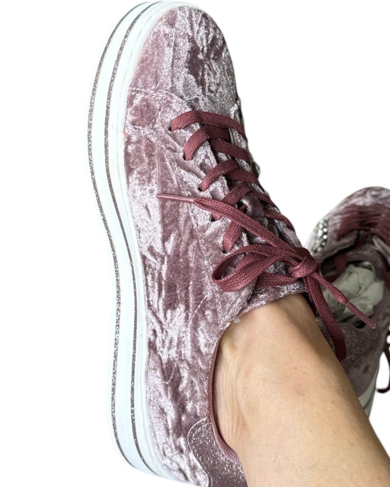 GLO chaussures basses taille 39 neuves