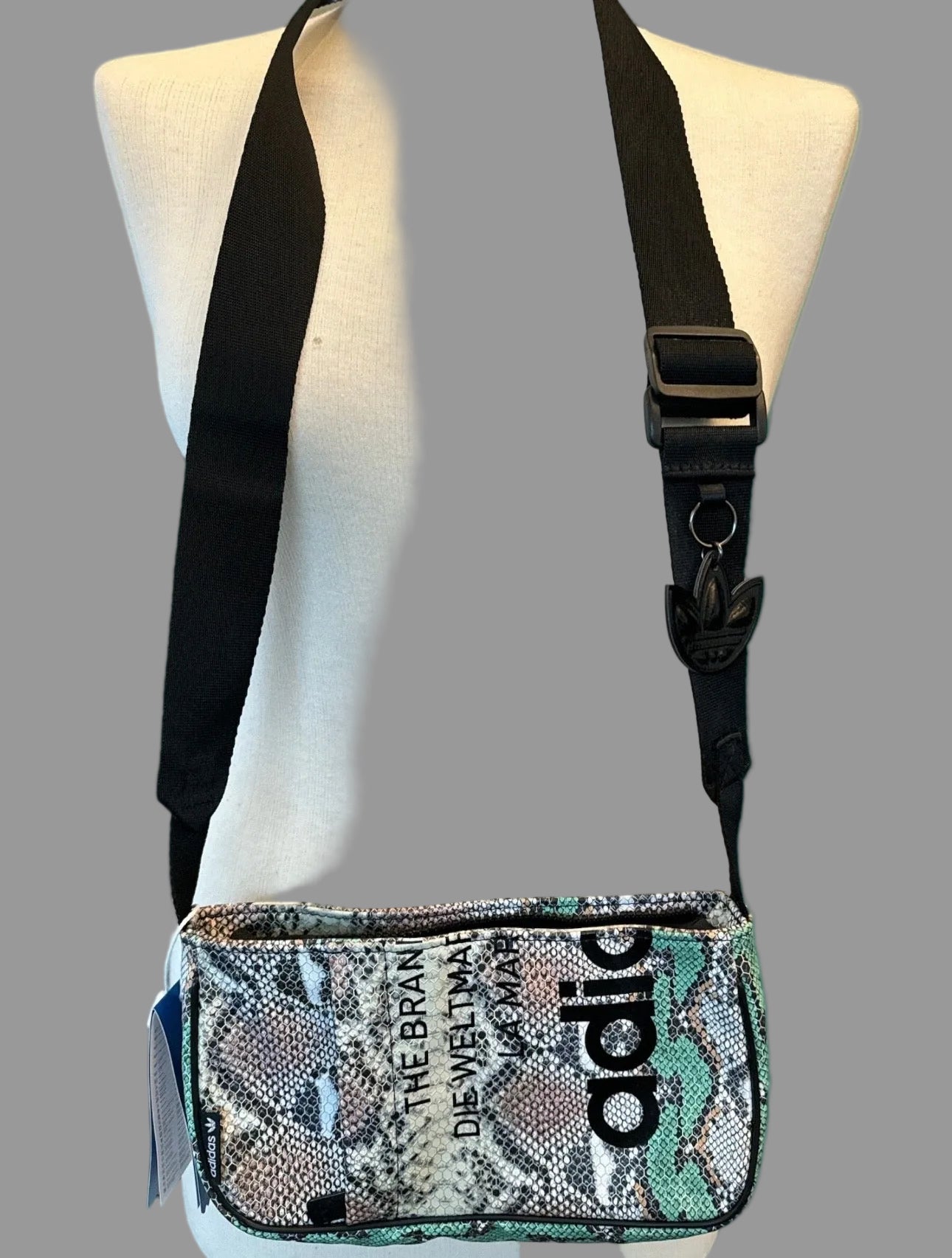 MINI AIRL - Trousse de toilette - multicolore Adidas- neuve
