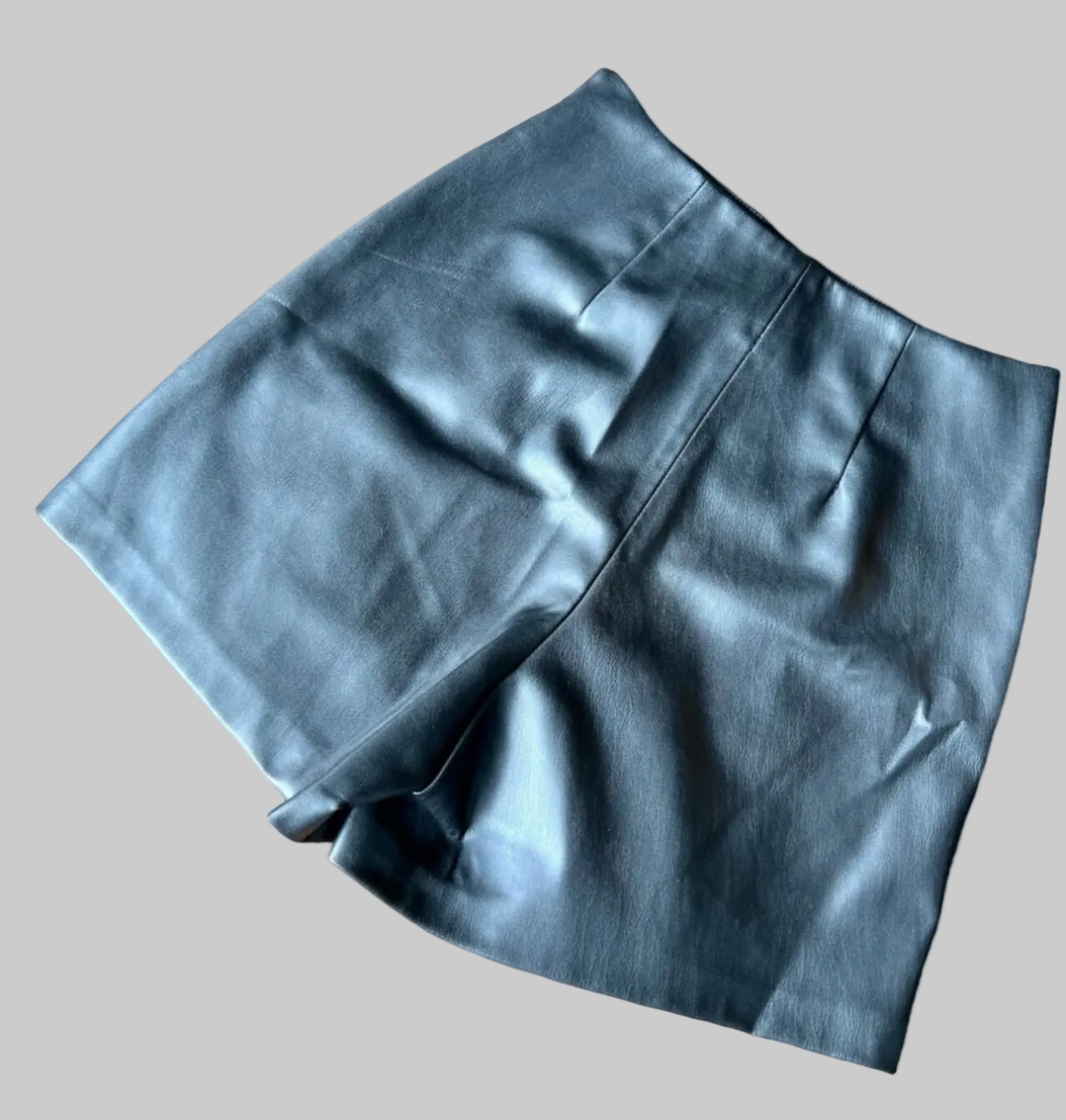 Zara short - très bon état - S