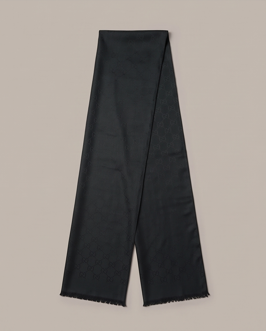 Écharpe Gucci noire — très bon état
