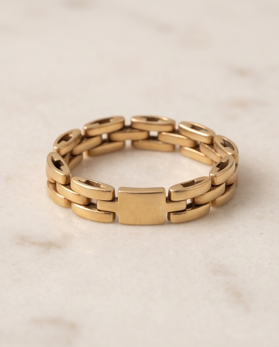 Sublime bague vintage italienne en or jaune 18k