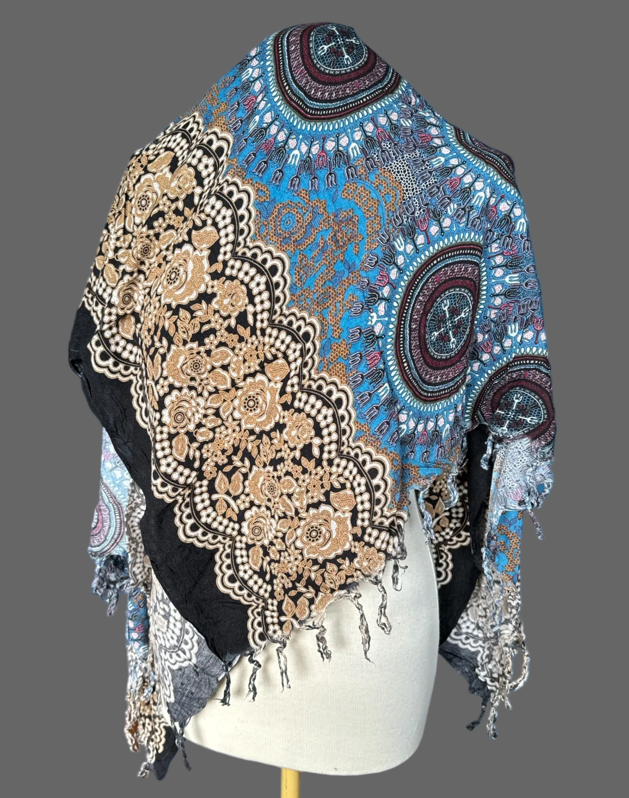 Écharpe asiatique comme neuve