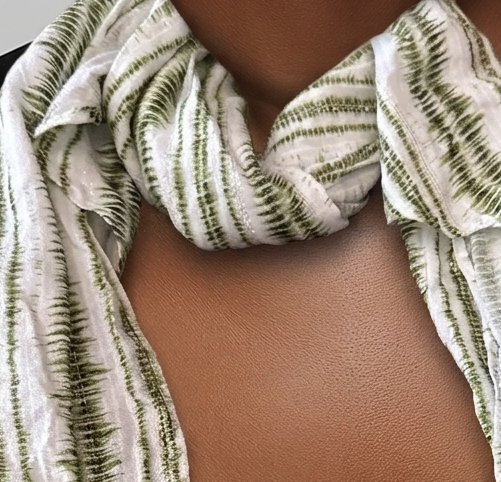 Foulard LPB Léger à Motifs beige — Neuf
