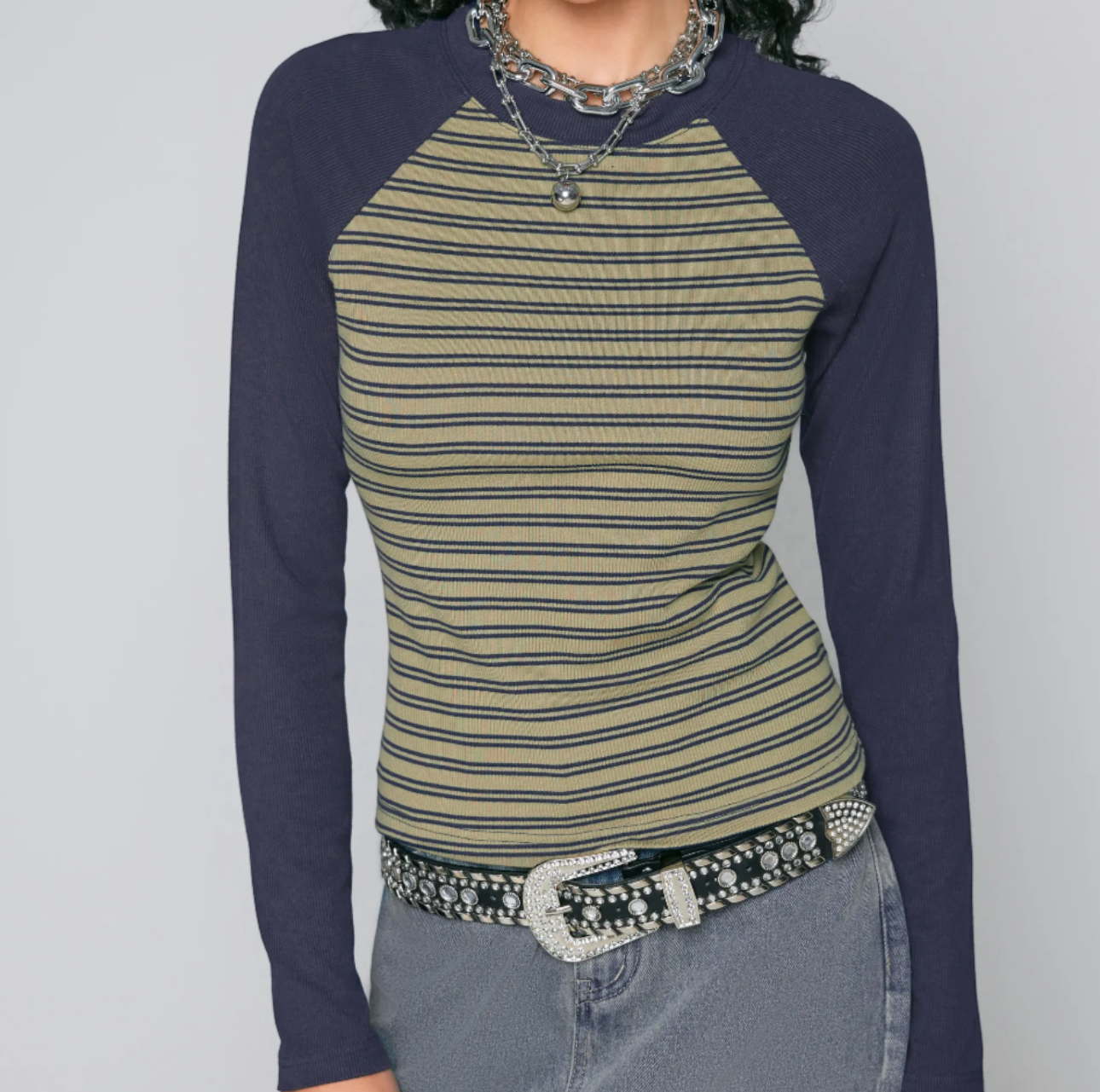 RIB ROUND NECK CONTRASTING STRIPE TOP - M