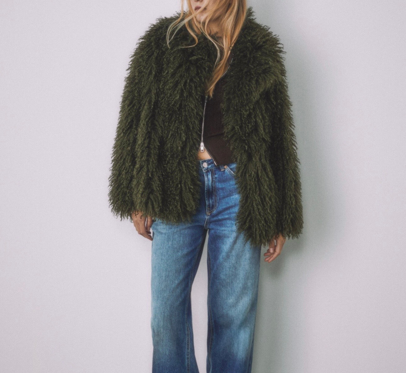 Veste fausse fourrure Stradivarius verte neuve taille M neuve