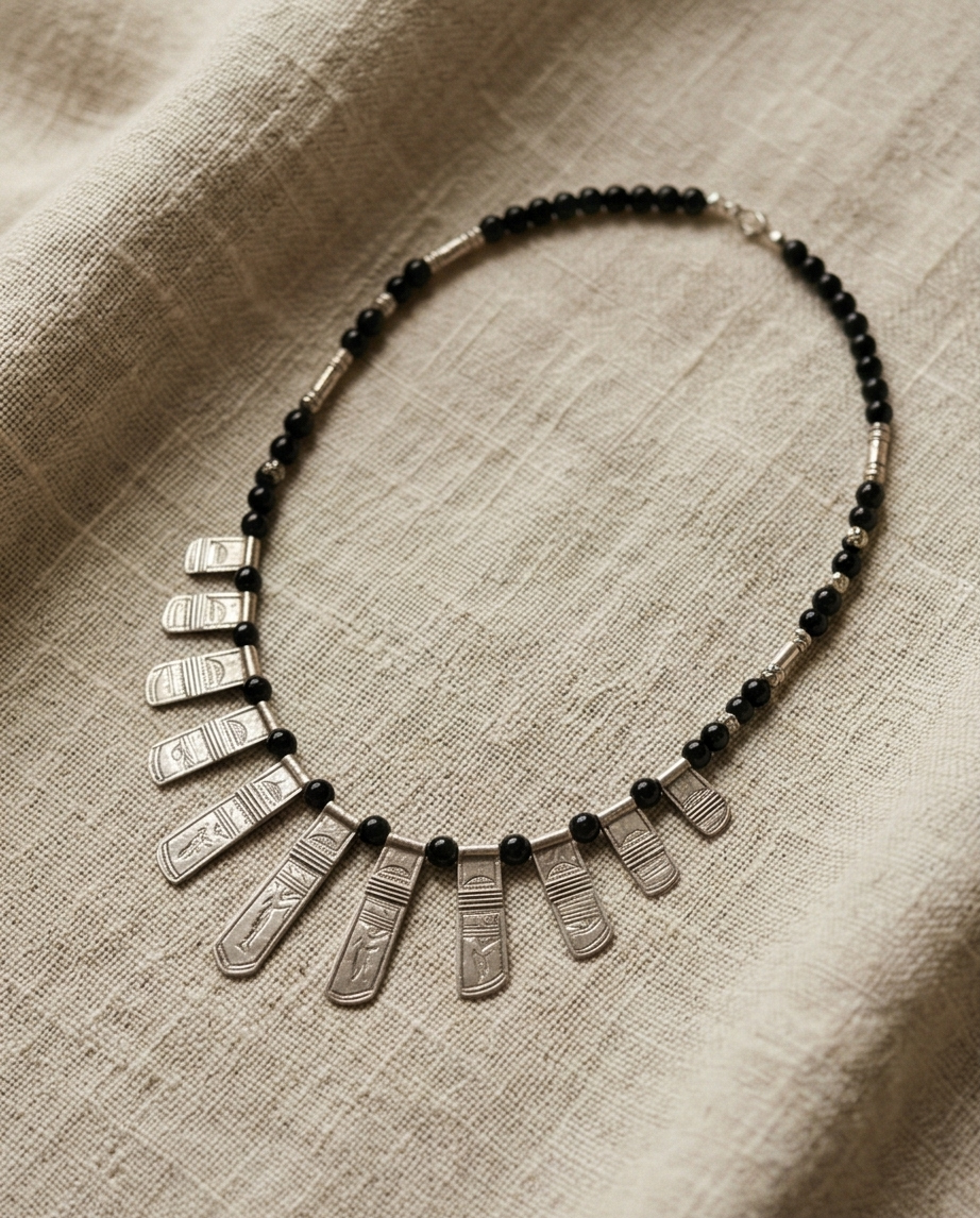 Collier éthique en argent neuf