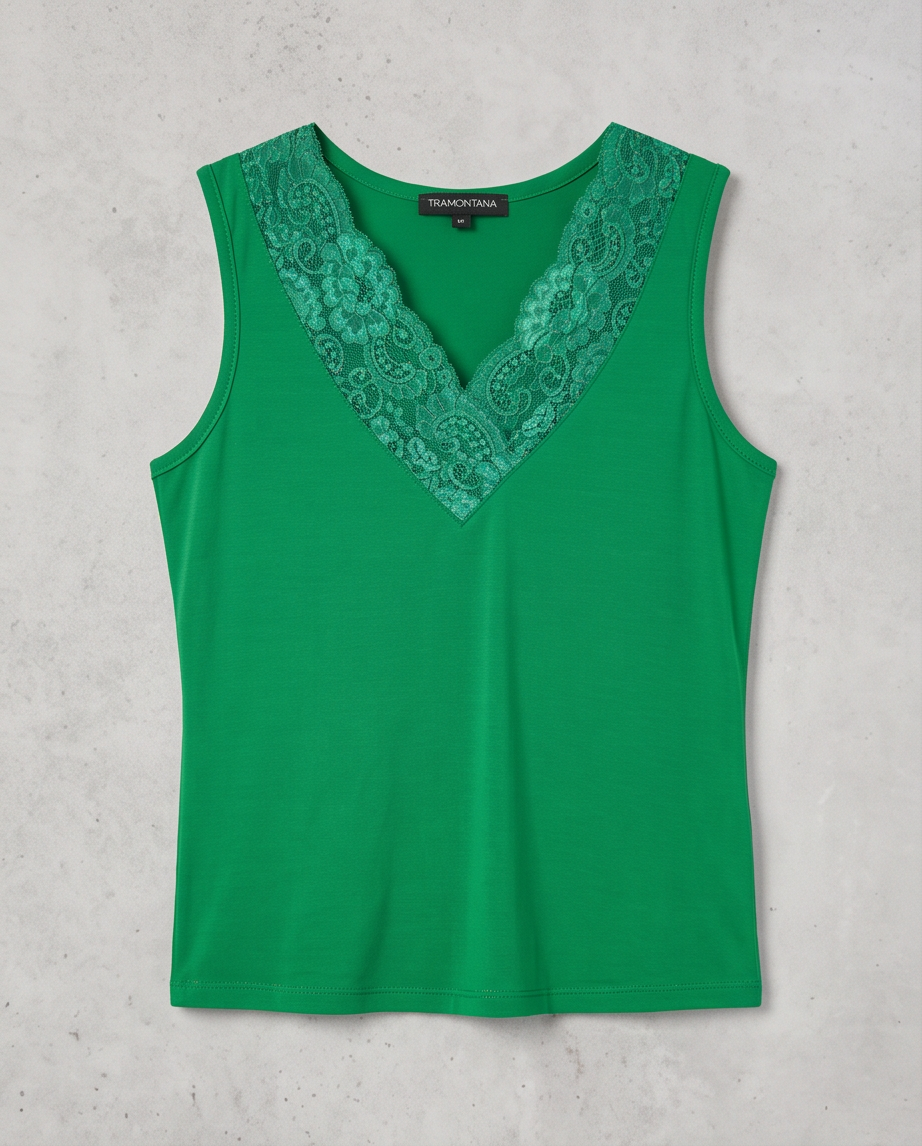 Haut vert Tramontana, dentelle délicate — très bon état — taille M