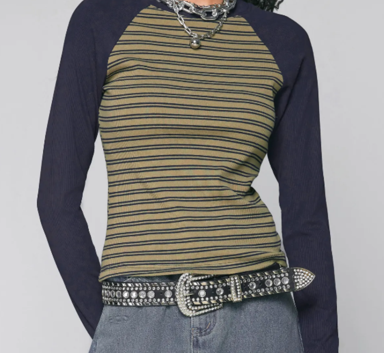 RIB ROUND NECK CONTRASTING STRIPE TOP - M