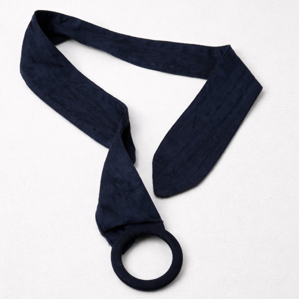 Ceinture bleu marine avec boucle ronde - Élégante! Neuve